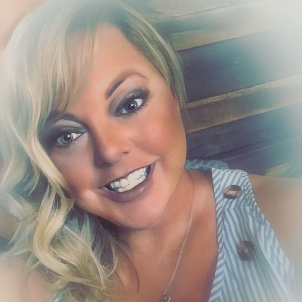 Meet your Posher, Catie